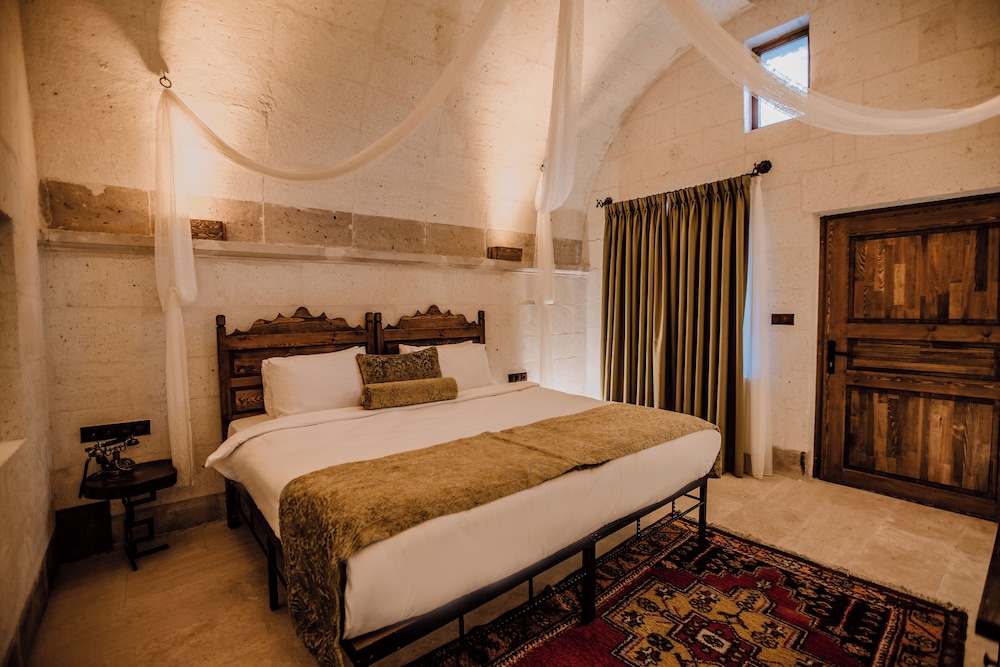 Ortahisar Cave Hotel 3/50