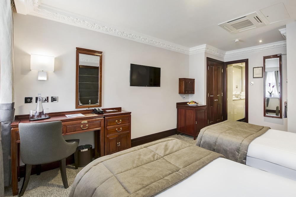 Gem Fitzrovia Hotel 7/49