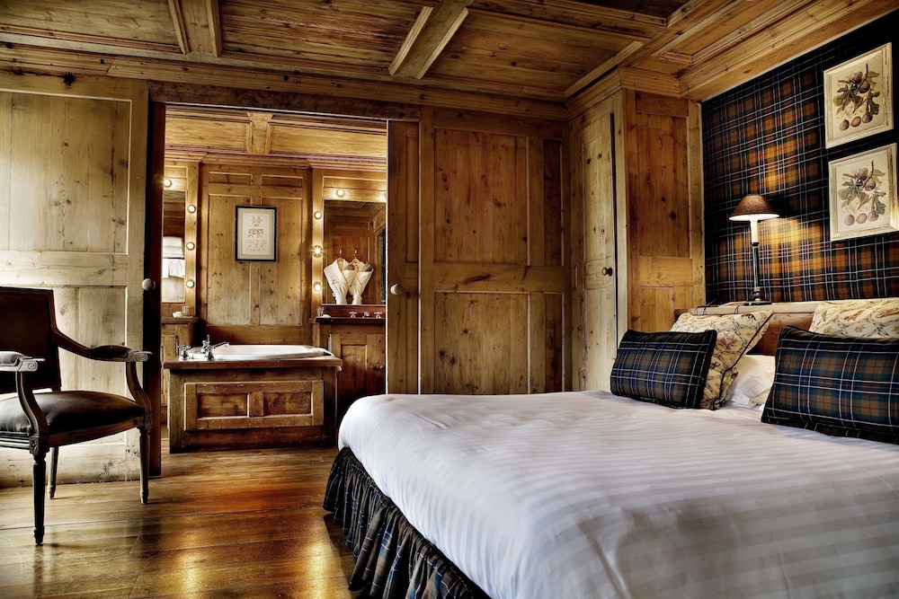 Hotel Mont Blanc 41/56
