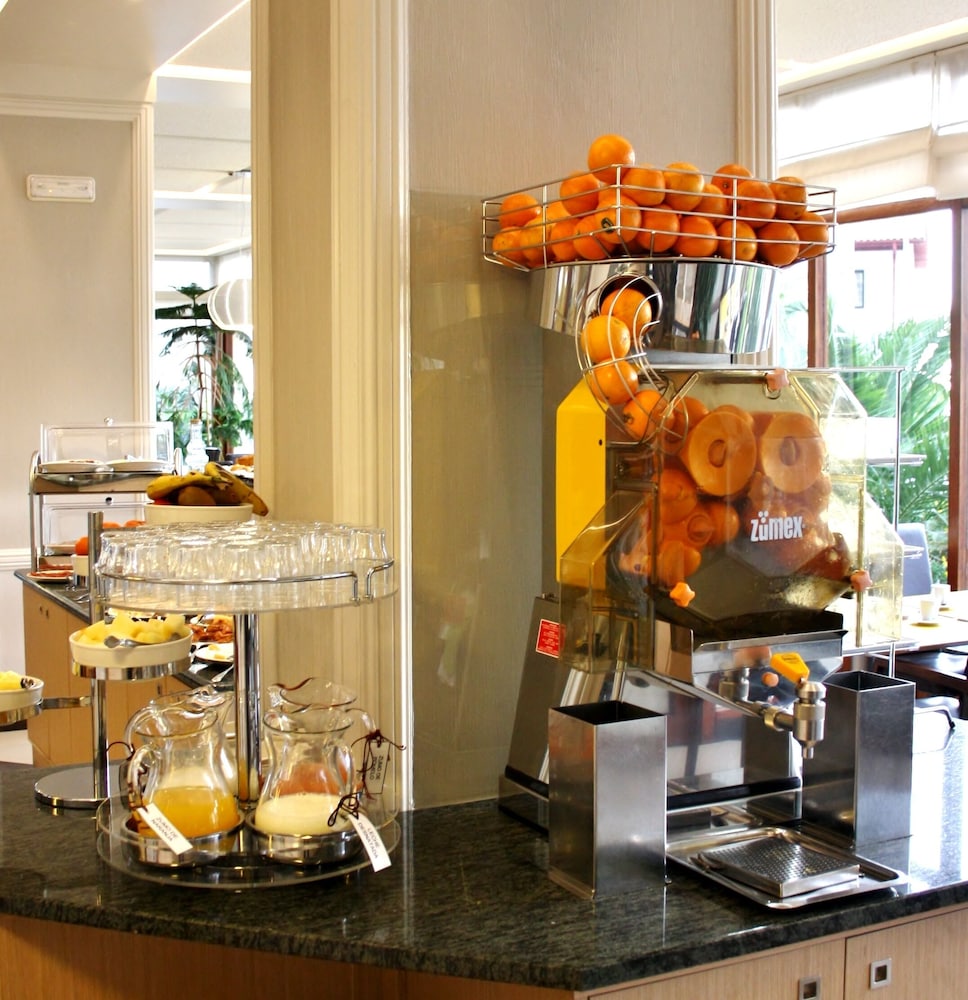 Sercotel Las Rocas Playa Hotel 11/38
