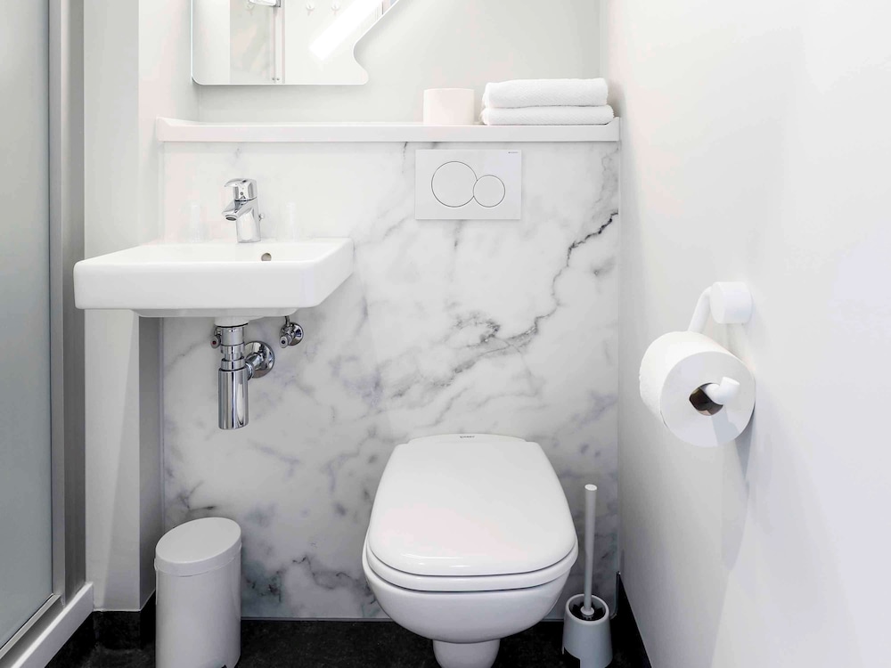 Ibis Budget Gent Centrum Dampoort 13/63