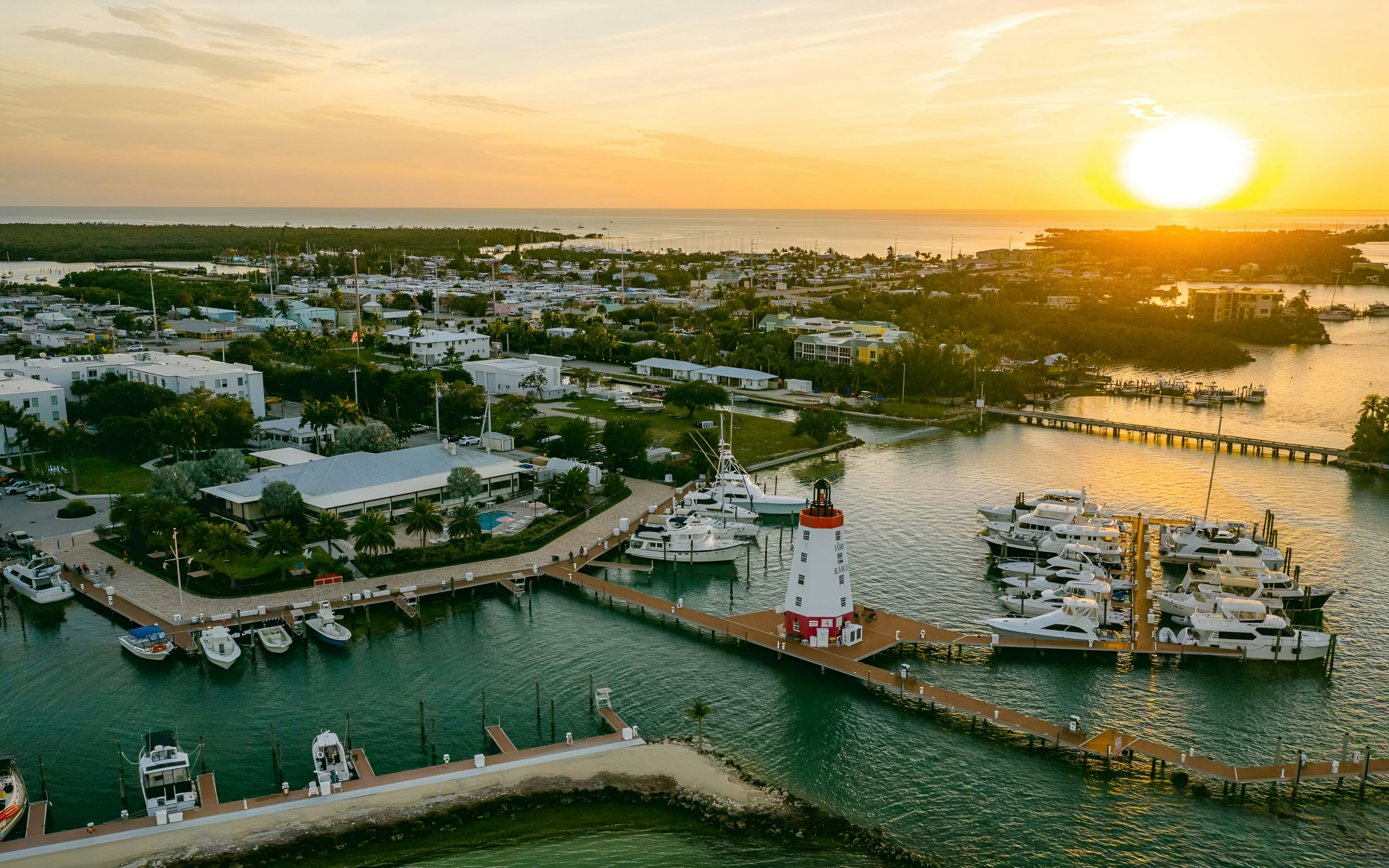 Faro Blanco Resort Marathon Florida Keys, Curio by Hilton 32/39