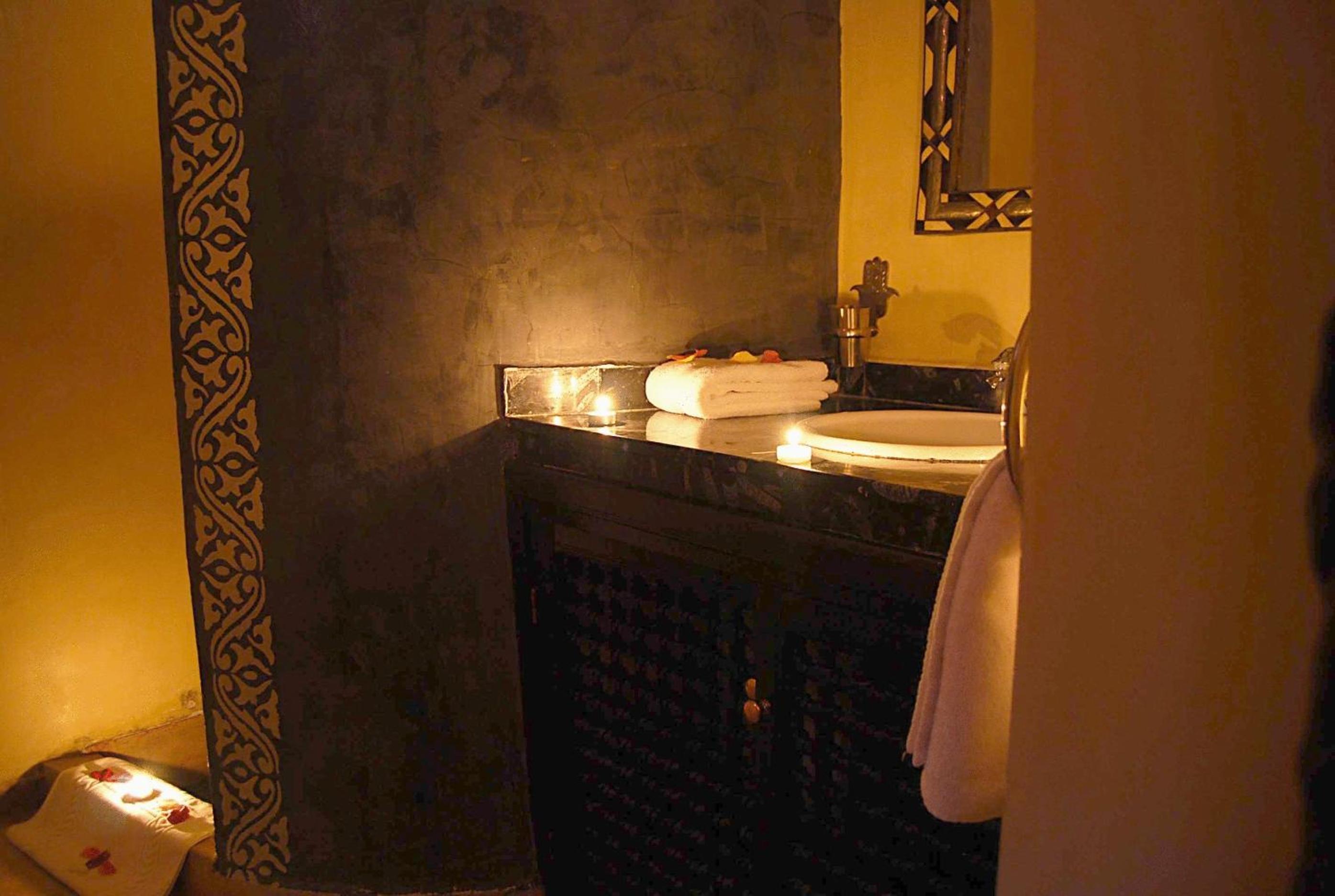 Yasmina, Double or Twin Bed، Riad Mille Et Une Nuits 5/7