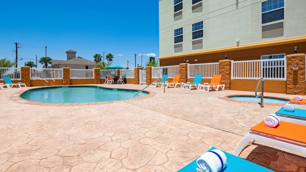 Best Western Ingleside Inn & Suites 5/37