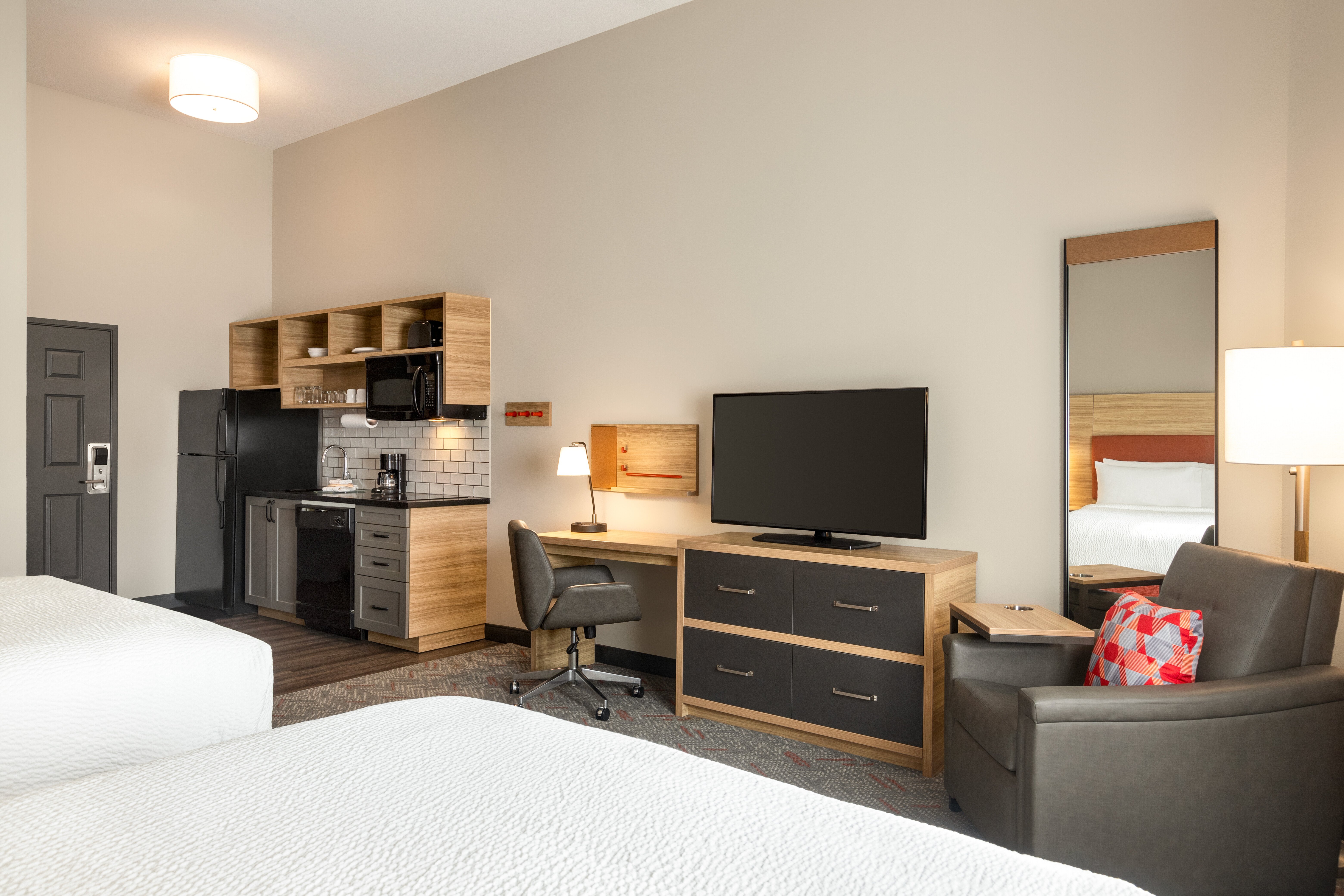 Candlewood Suites Loveland 47/62