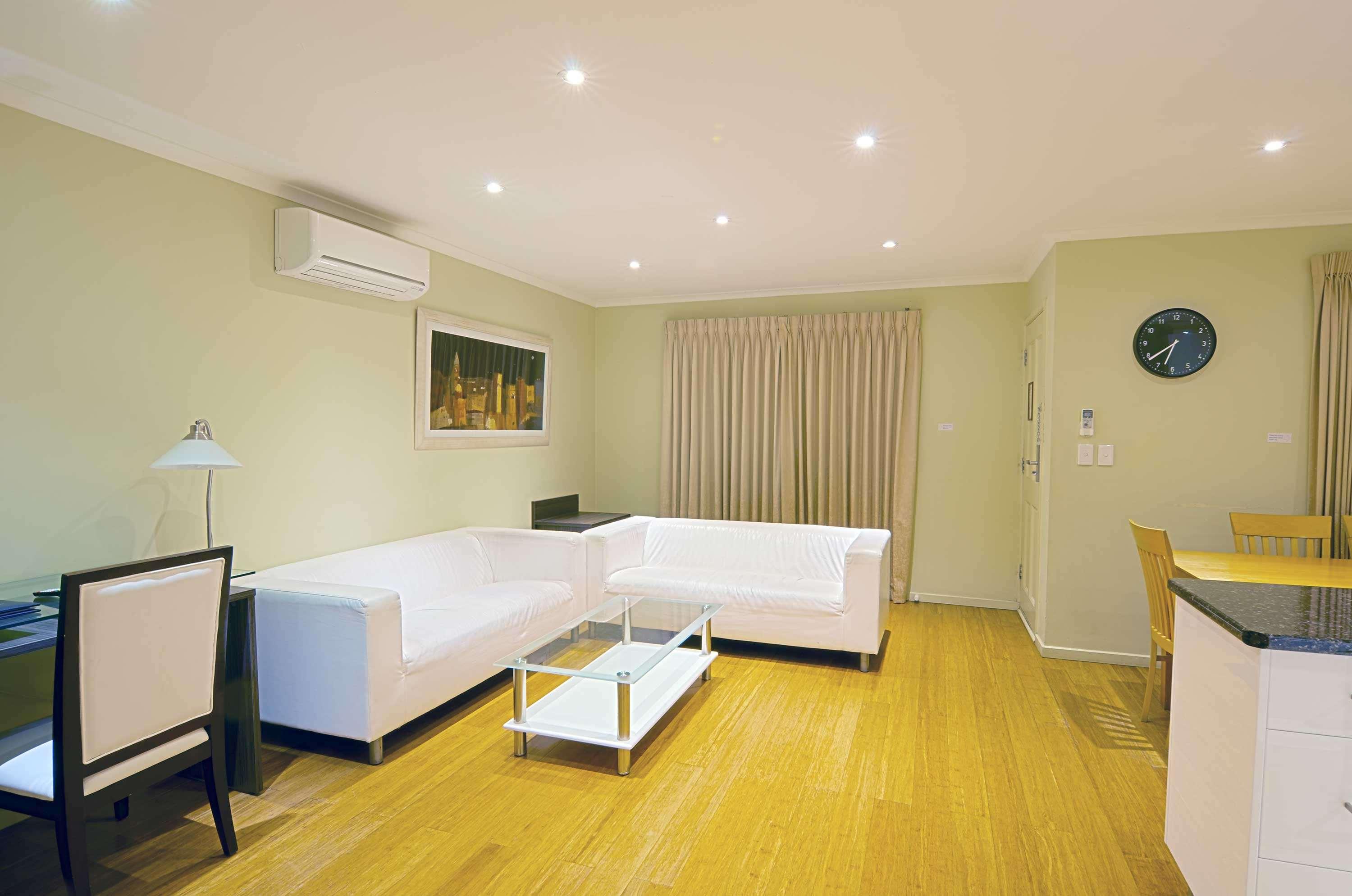 3 Bedrooms, 3 Rooms, Apartment, 4 Beds, Queen Bed, Kitchen