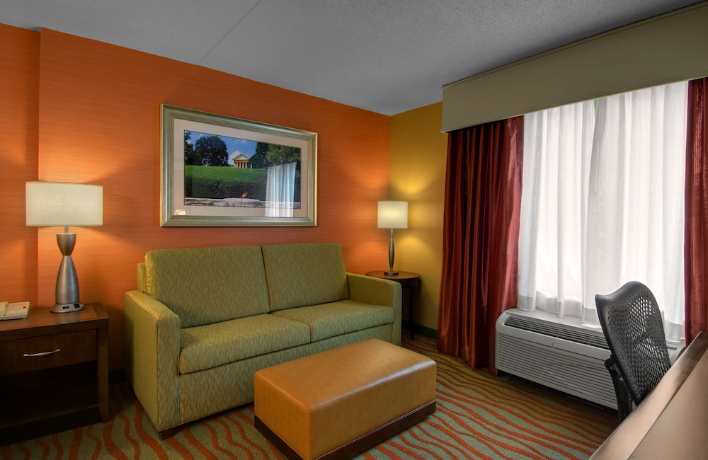 Hilton Garden Inn Arlington Courthouse Plaza 45/83