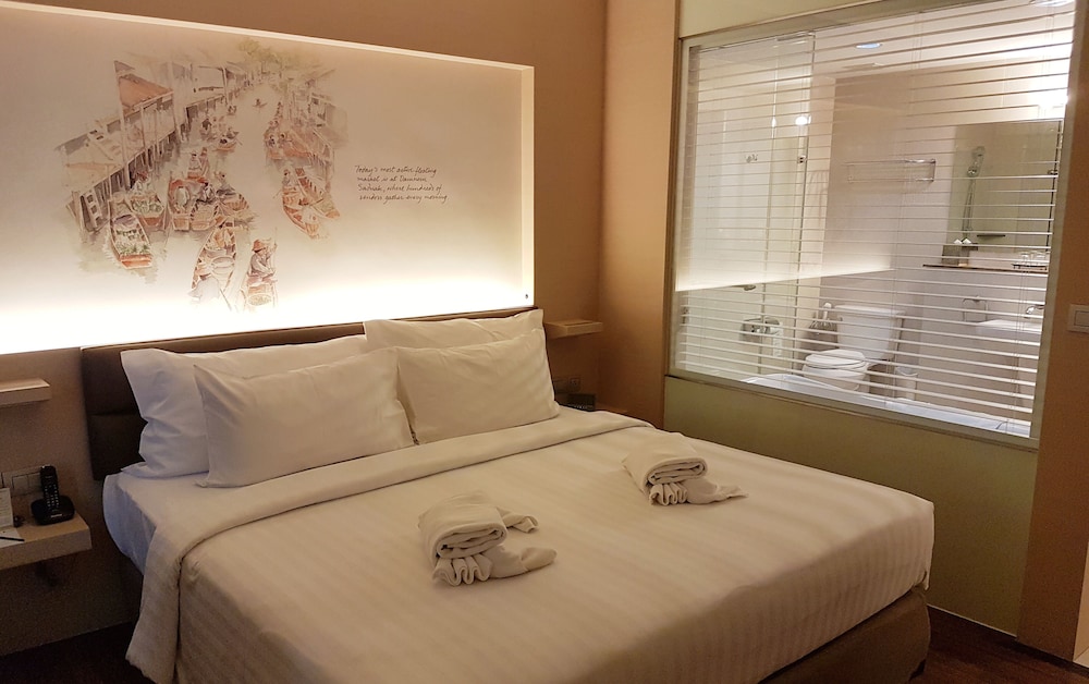Parinda Hotel 12/41