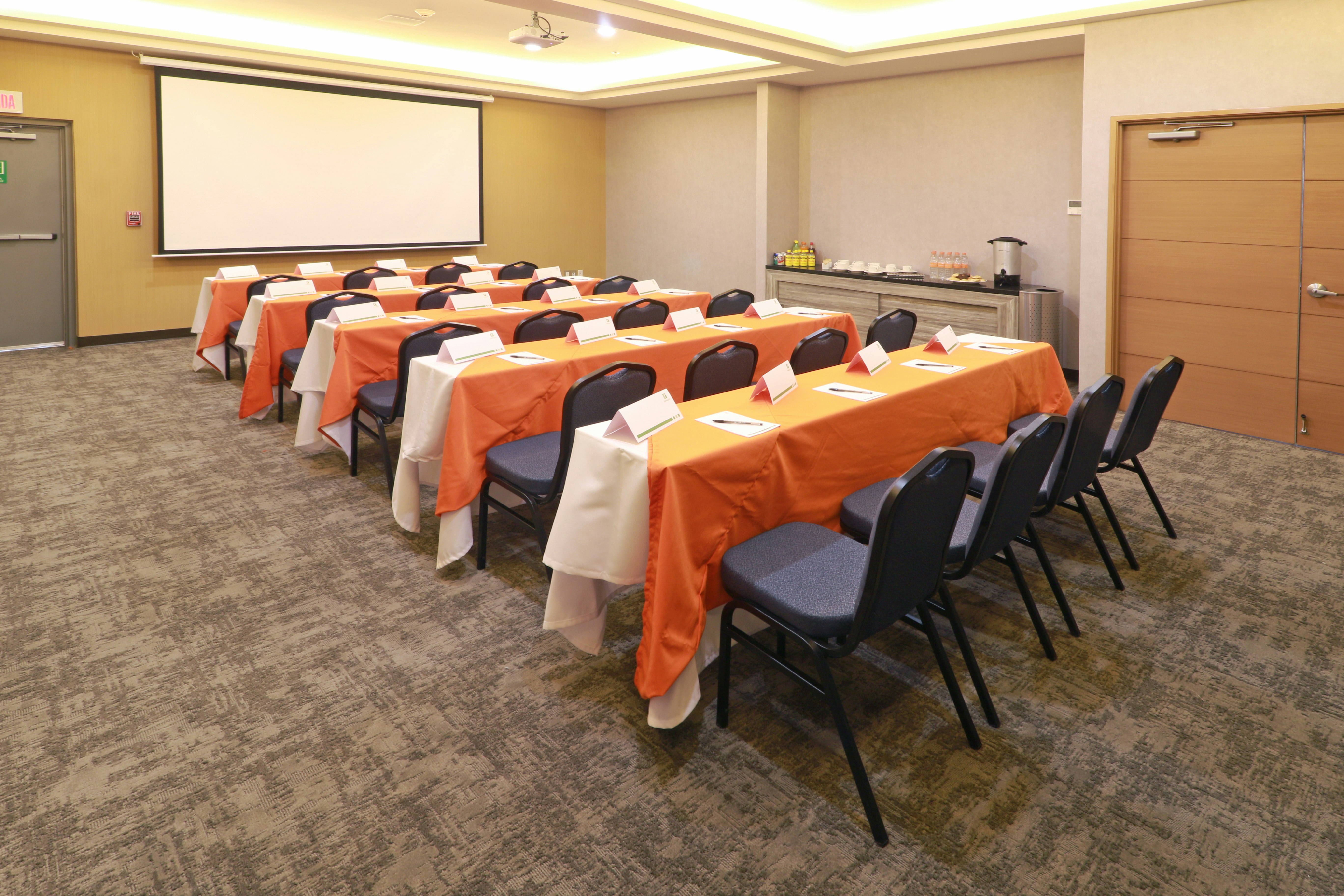 Holiday Inn Ciudad Juarez 39/50