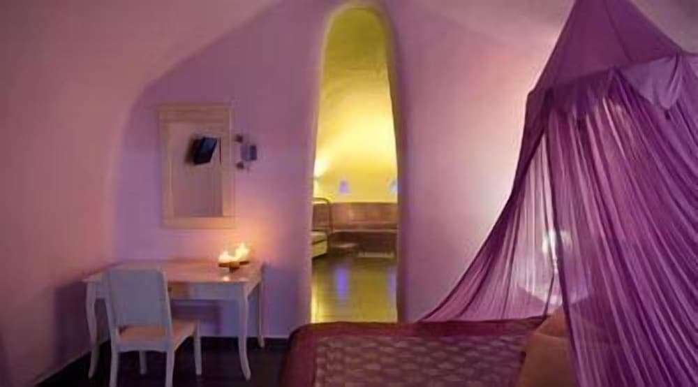 Aroma Suites 9/65