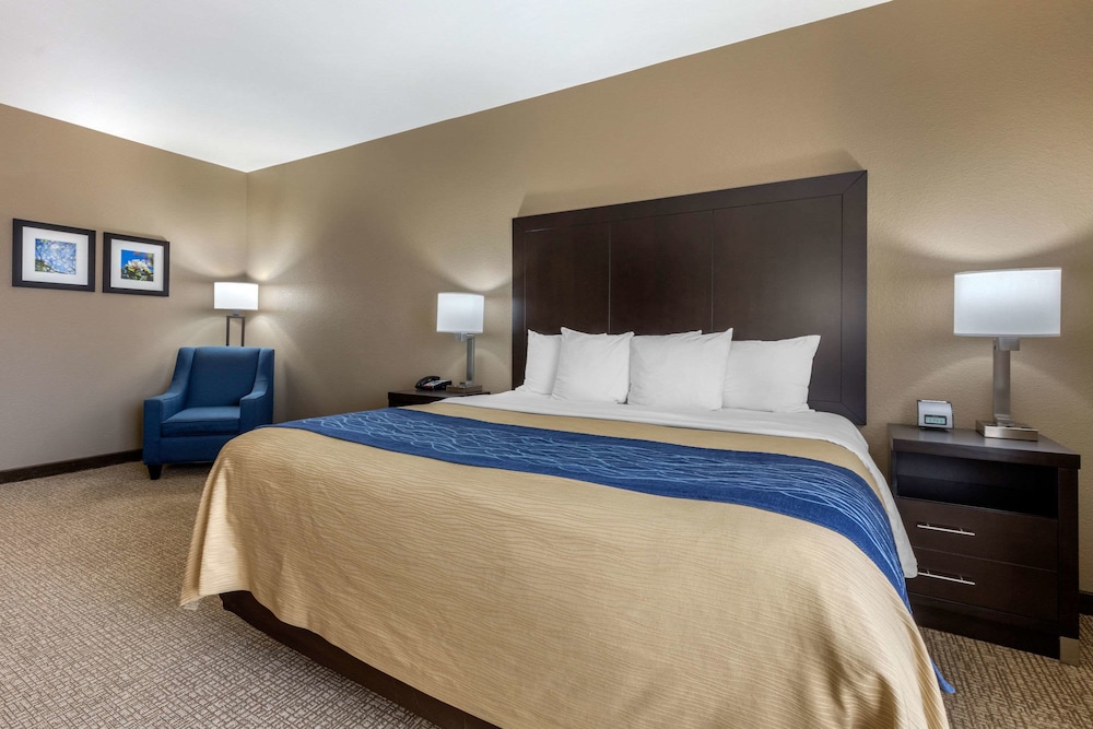Comfort Inn & Suites North Little Rock McCain Mall 14/38