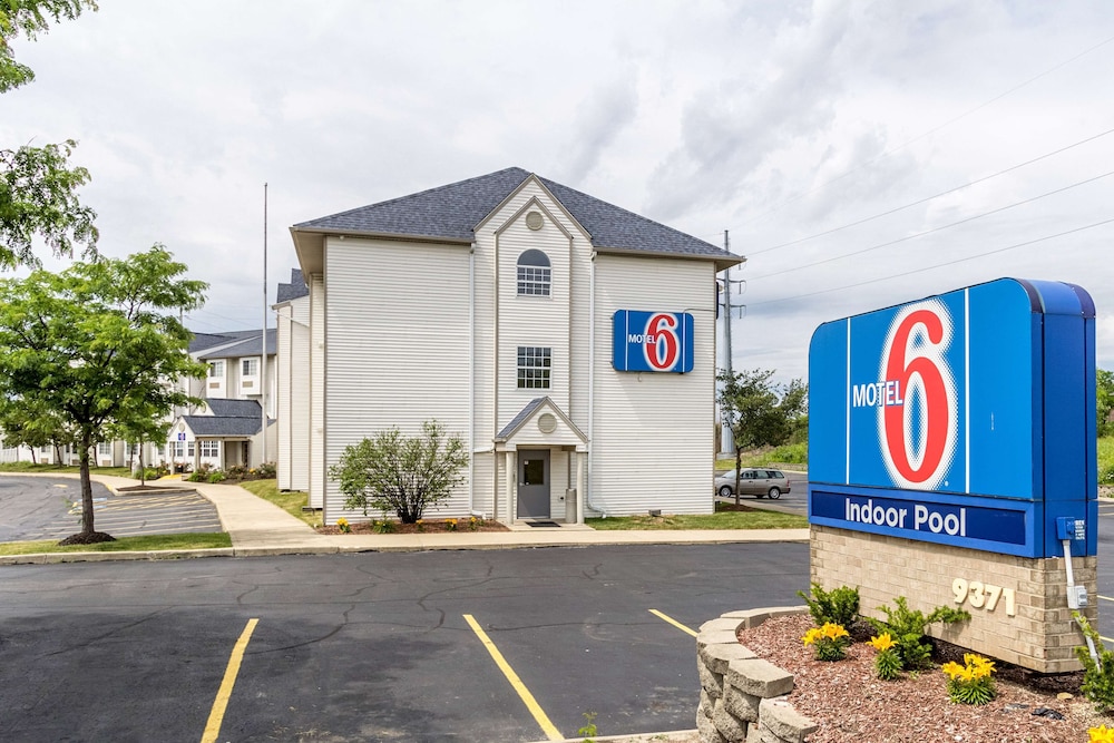 Motel6 Streetsboro, OH 45/52