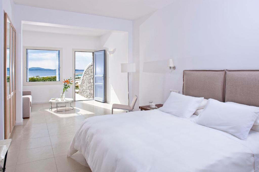 SUPERIOR, SUITE, SEA VIEW