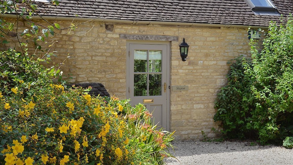 Sandown Cottage 32/38