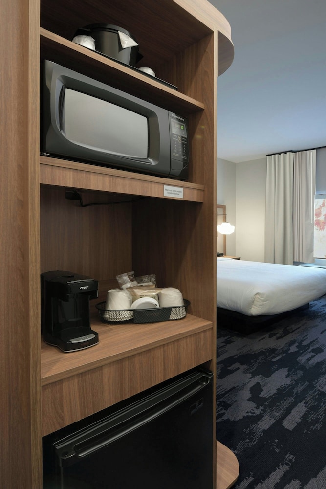Fairfield Inn & Suites Dallas East 22/22