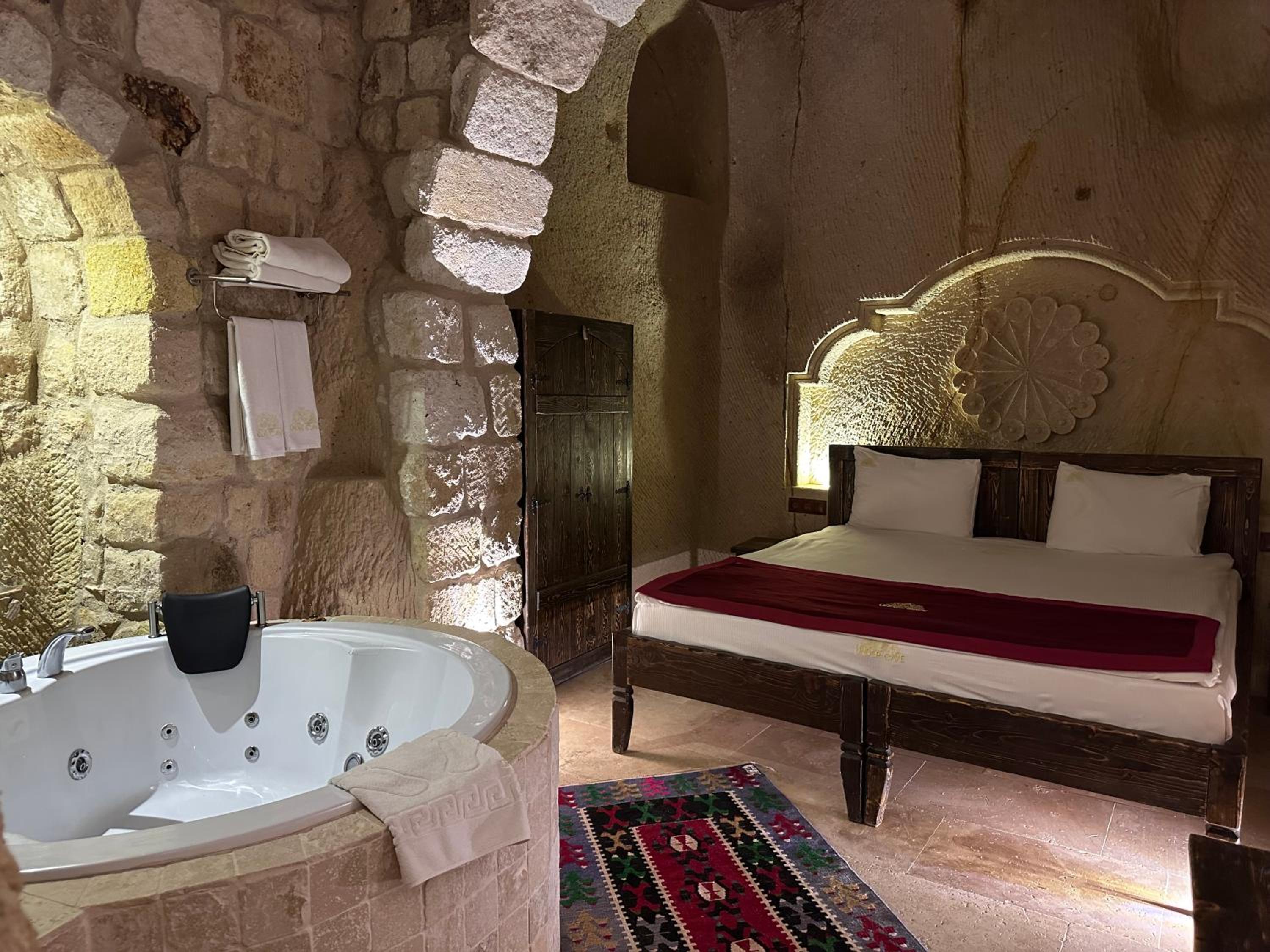 غرفة ديلوكس بسرير مزدوج، Under Cave Hotel 8/10