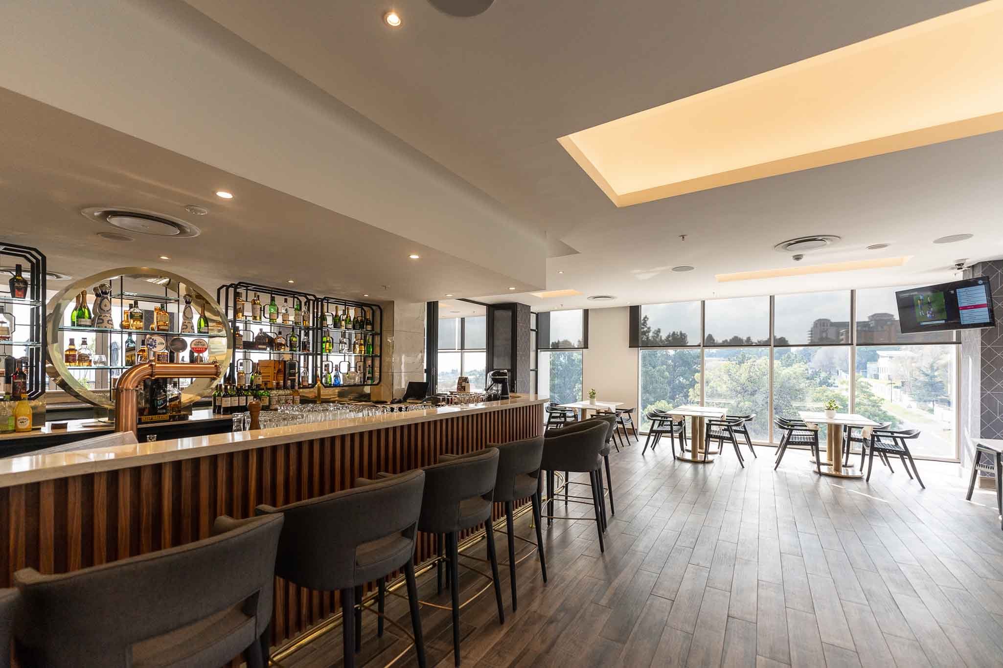 Sandton Hotel 42/58