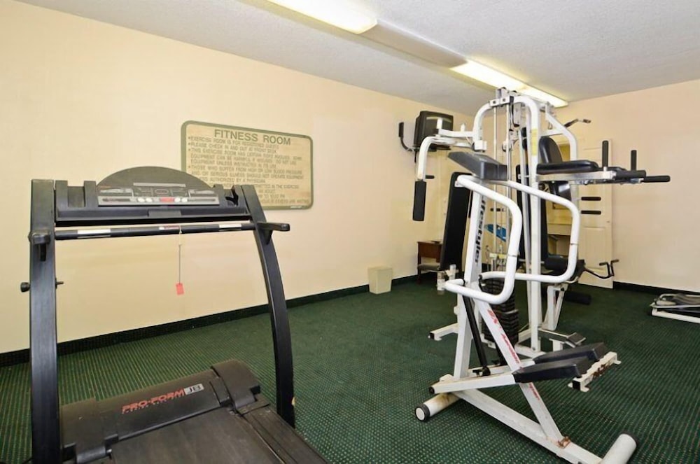 Motel6 Sandersville, GA 36/59