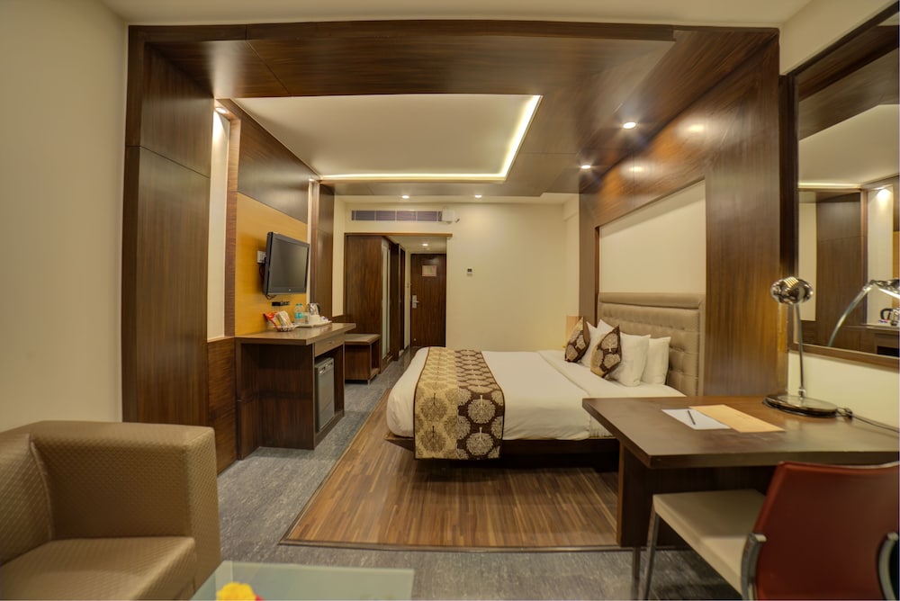 Goldfinch Hotel Mangaluru 23/60