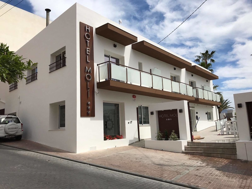 Hotel Moli Boutique 45/57