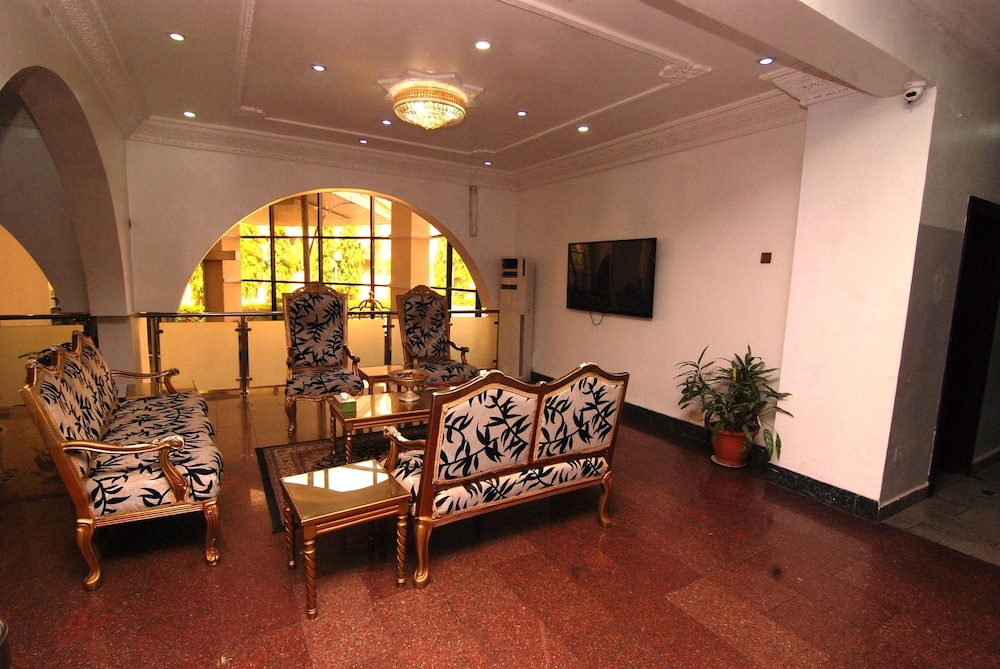 Stonehedge Hotel 24/50