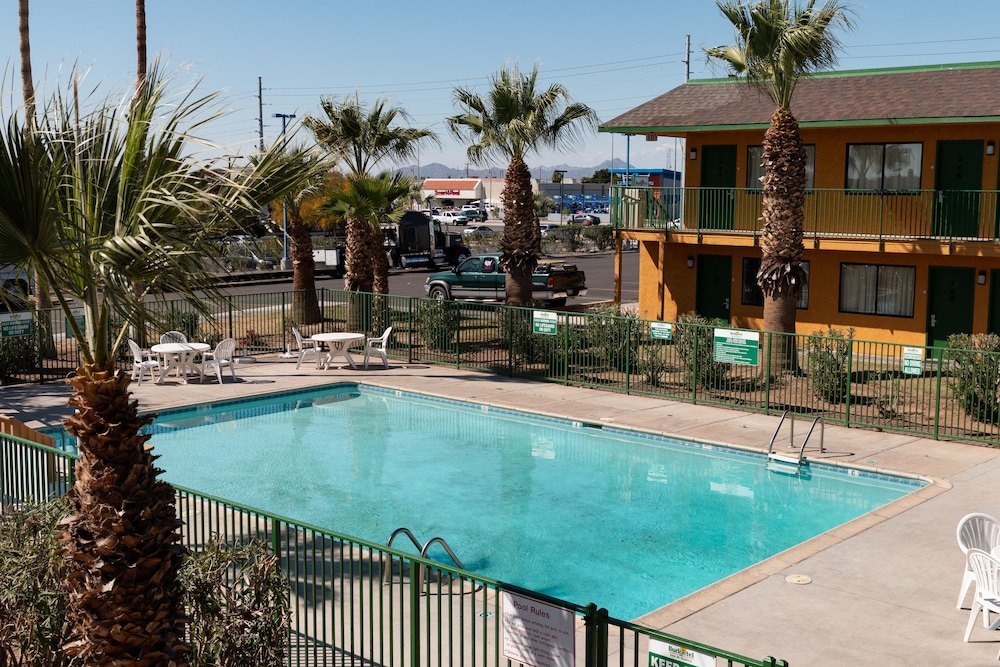 Econo Lodge Inn & Suites Yuma 5/47