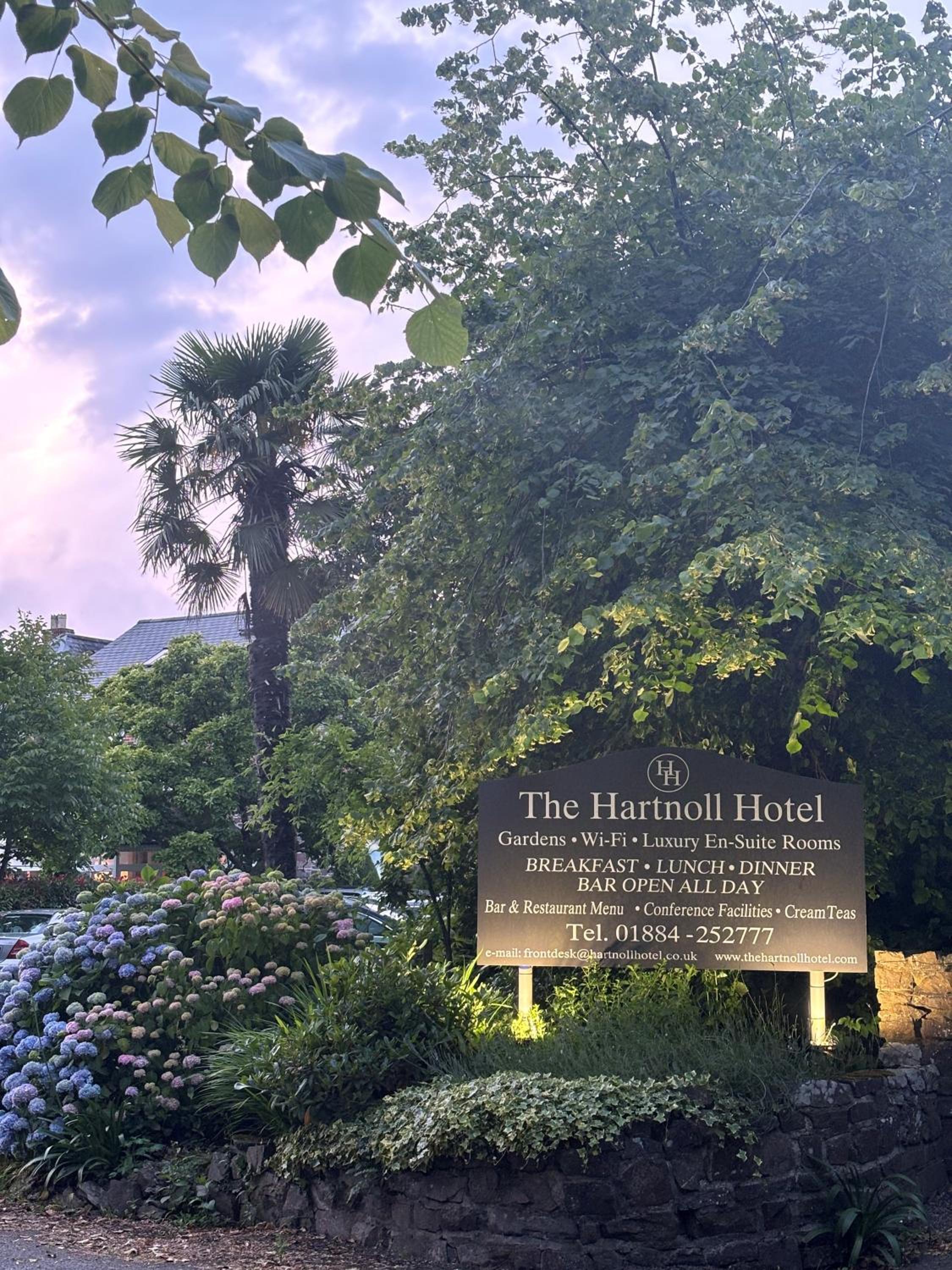 Hartnoll Hotel 4/58