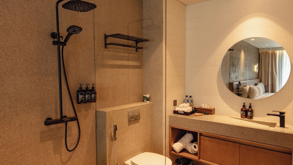 The Akasha Canggu Hotel 50/50