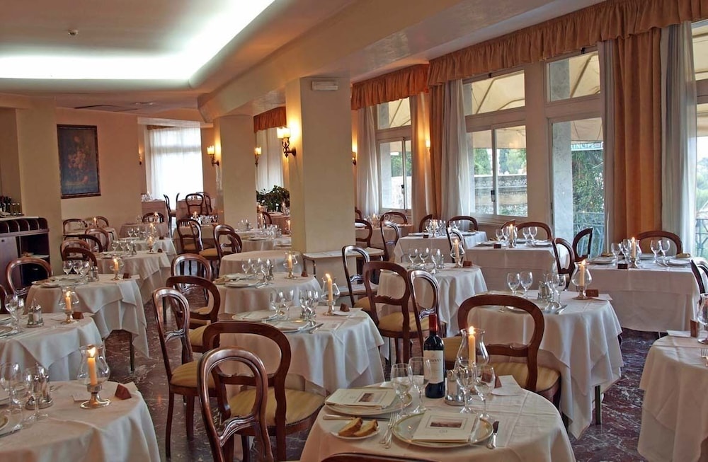 Villa Bianca Resort 24/42