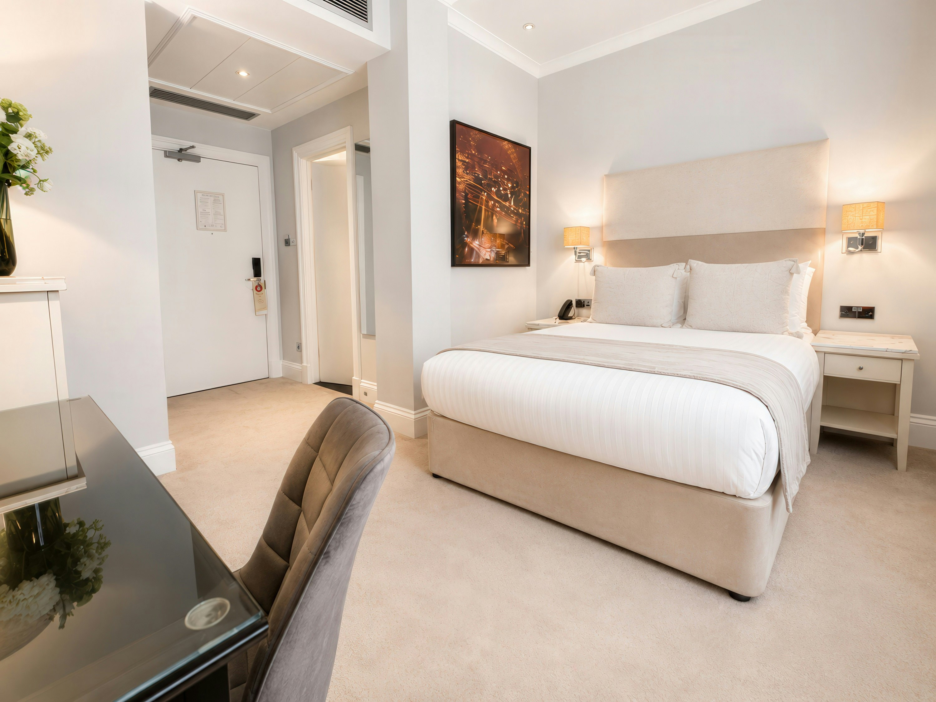 London Bridge Hotel 16/46