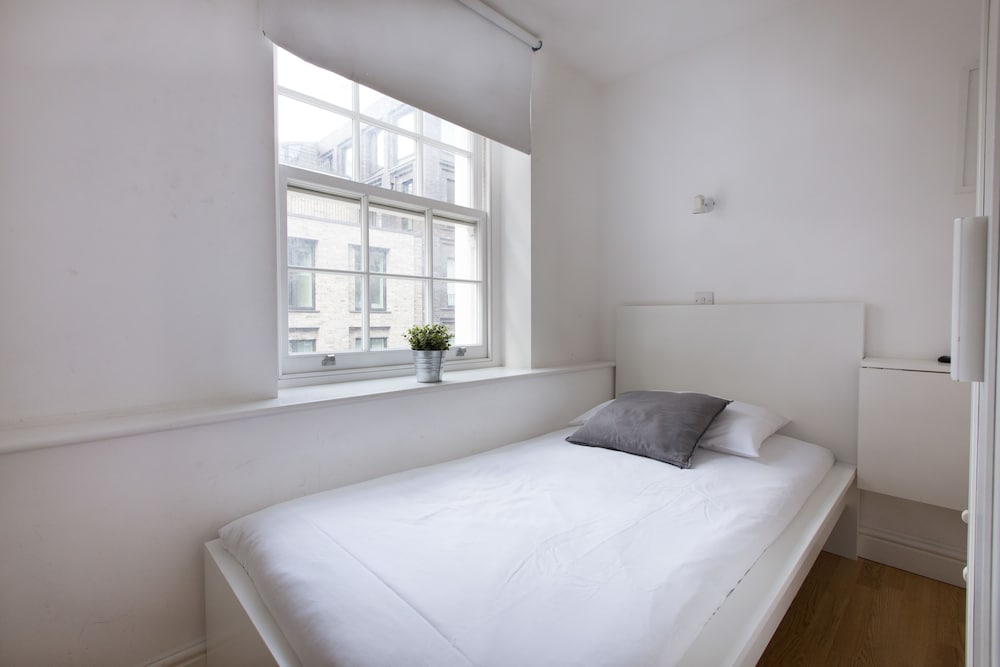 Charlotte Street Apartments by Allo Housing 2/27