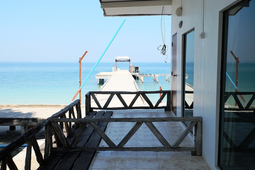 Samed Cliff Resort 57/68