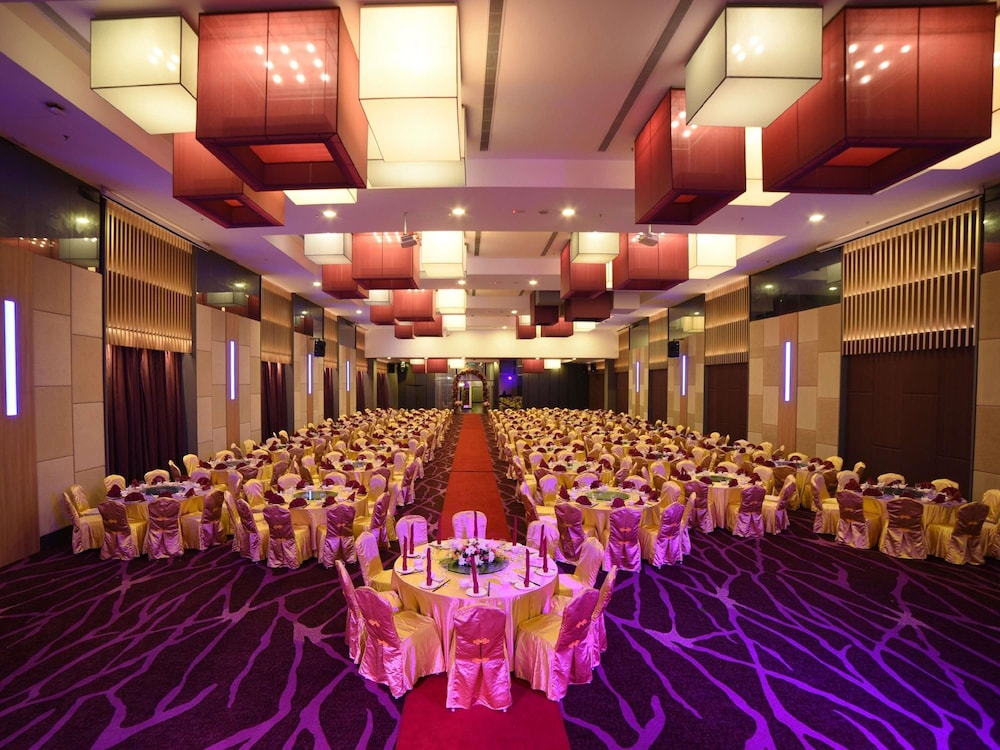 Mercure Selangor Selayang 67/70