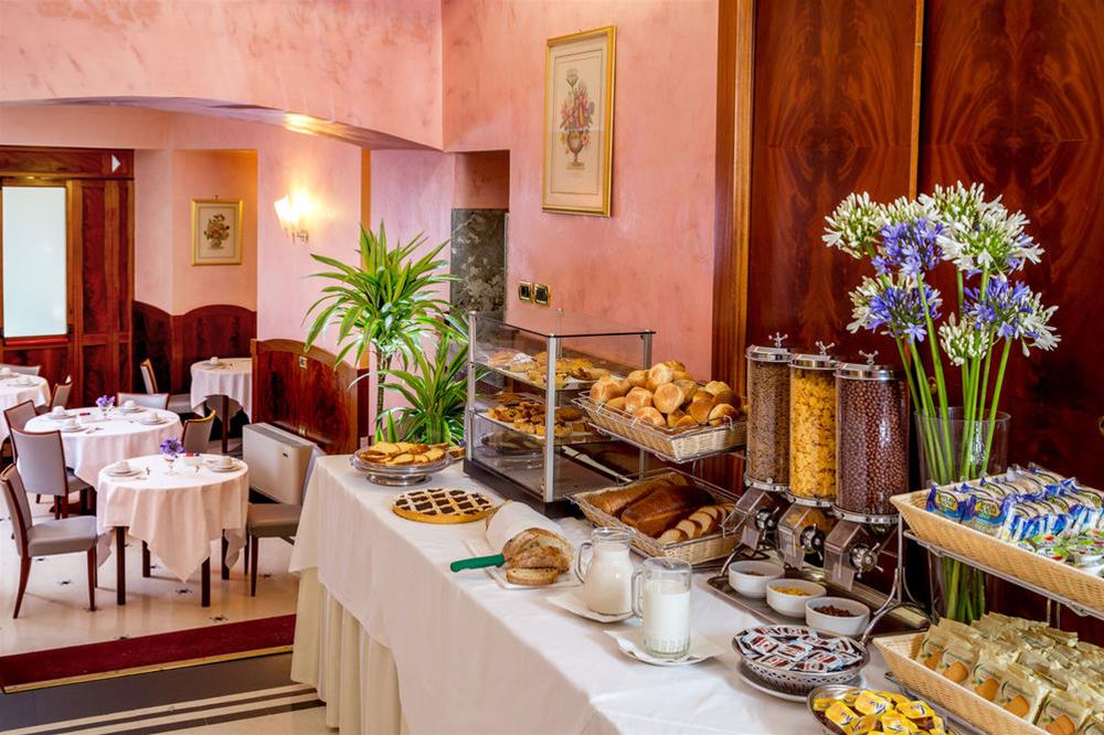 Hotel Tiziano 33/51