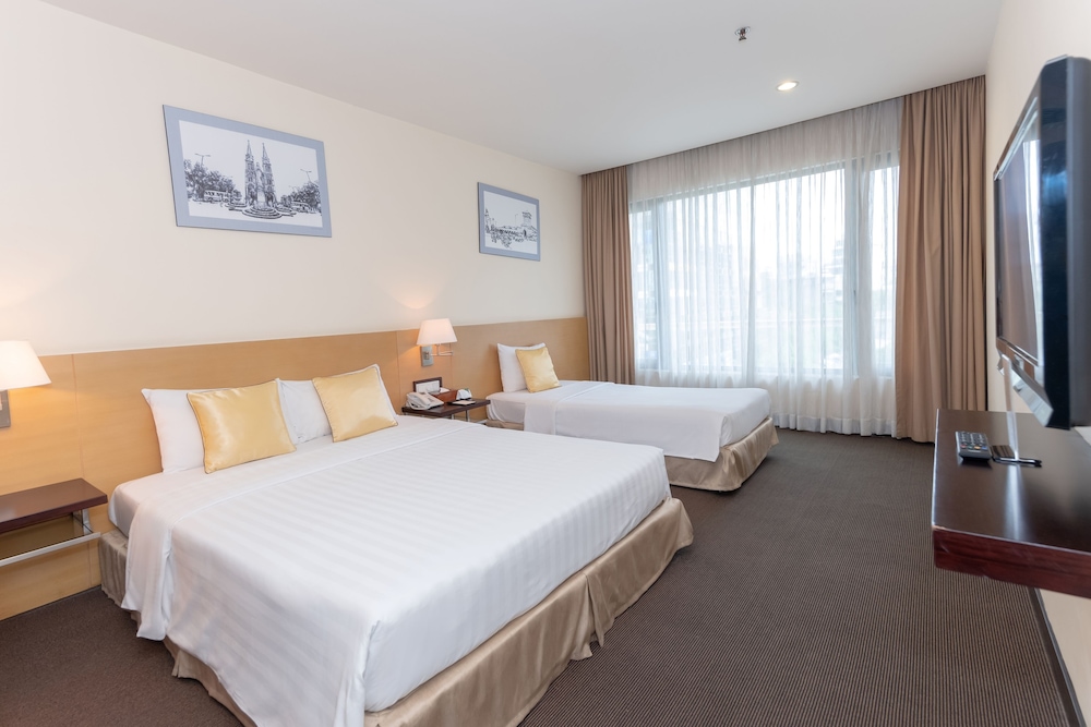 Palace Hotel Saigon 19/50