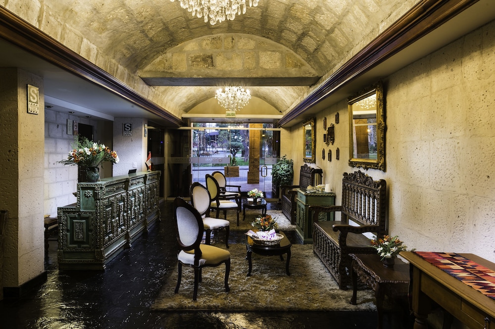 Katari Hotel At Plaza De Armas 23/34