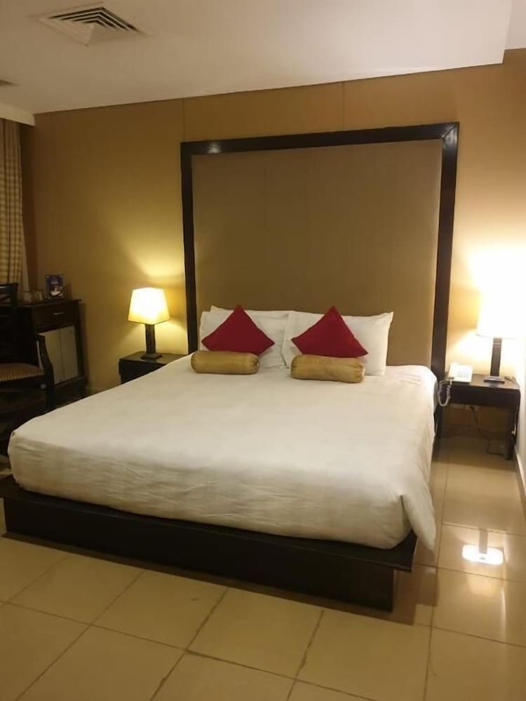 The Grand Inn Hotel 6/50