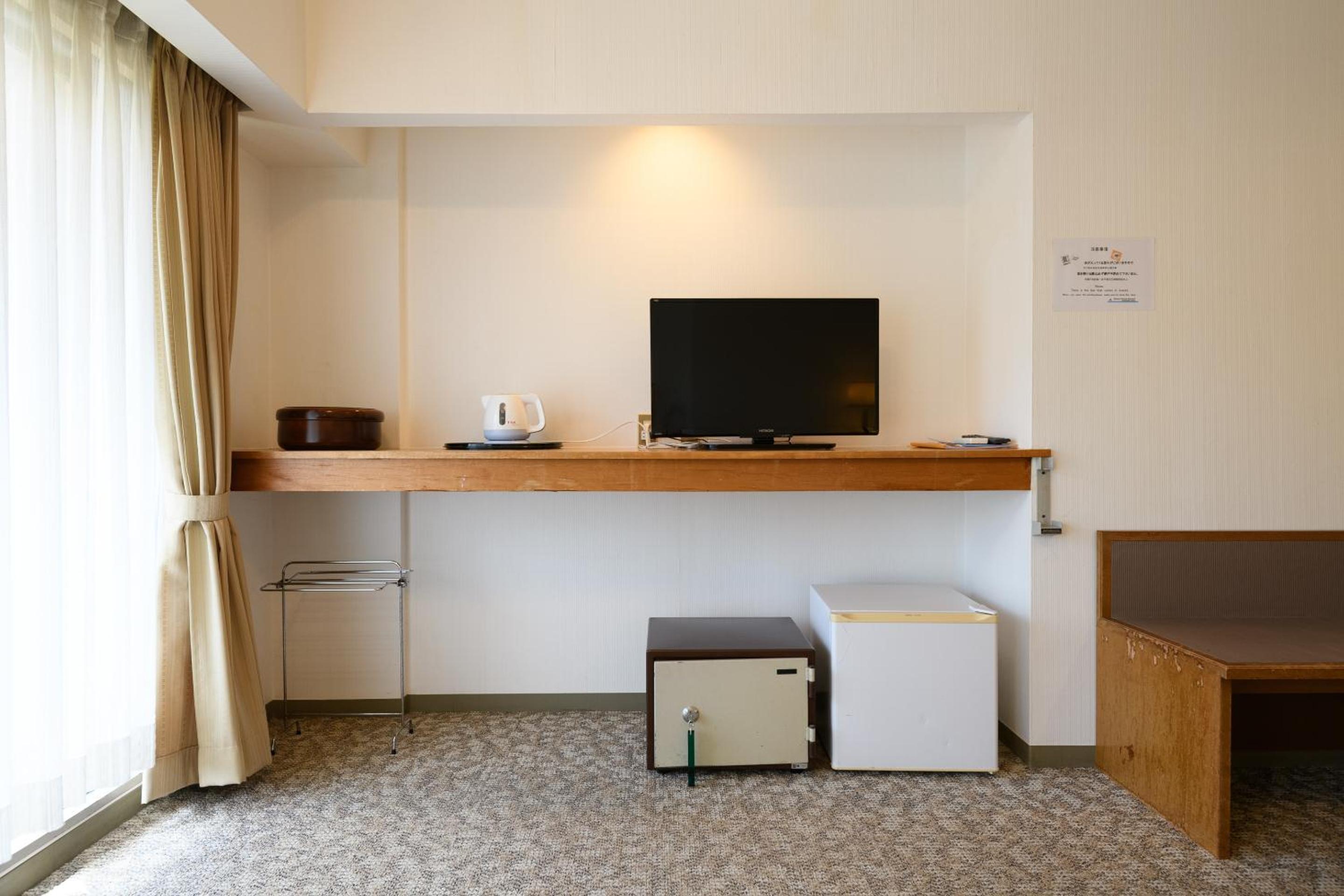 Hotel Tetora Resort Shizuoka Yaizu (ex Sankeien Hotel) 43/55