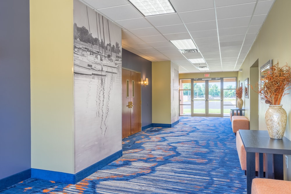 Holiday Inn Express Cambridge 11/36