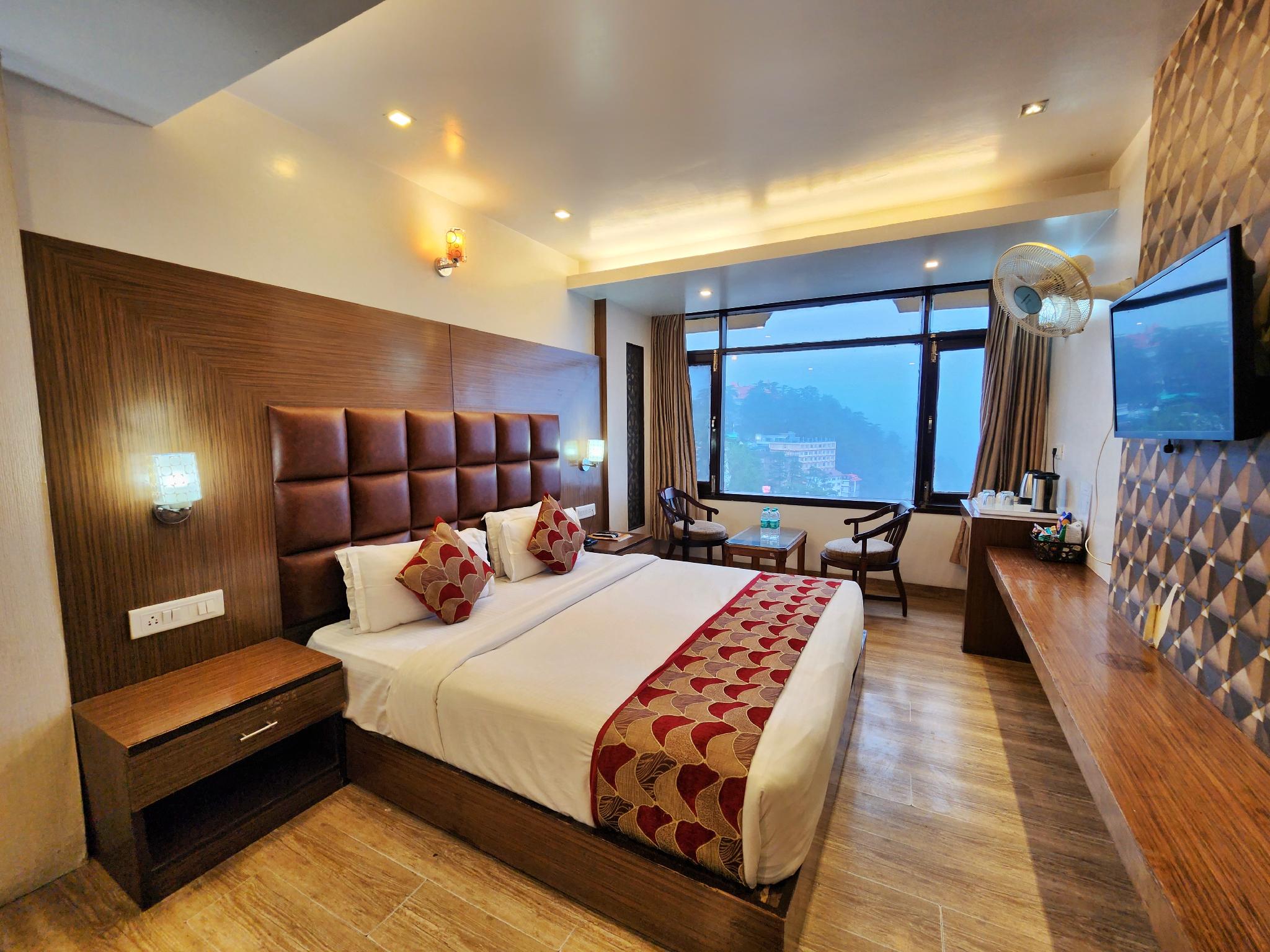 غرفة عائلية بسرير كينج