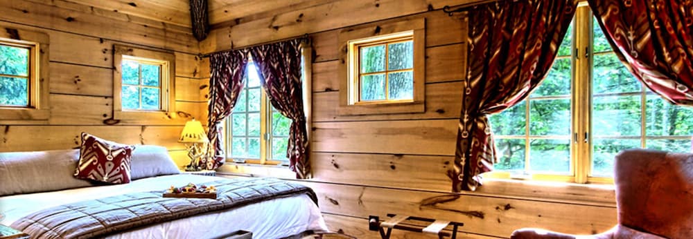 Point, King Bed