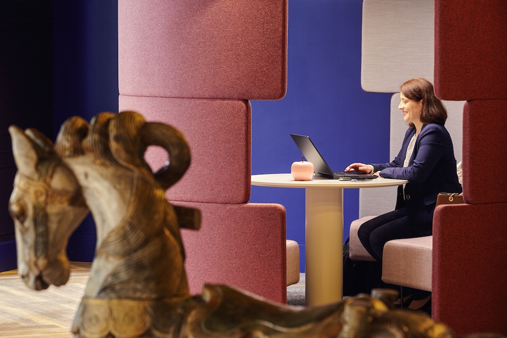Mercure Chateau De Fontainebleau 24/76