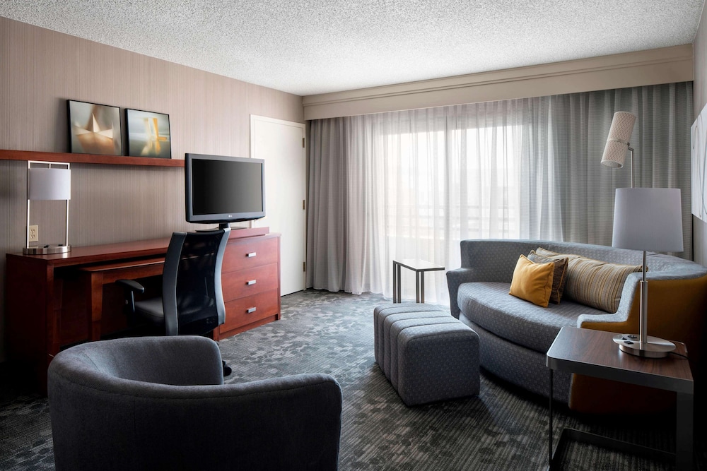 Sonesta Select Los Angeles Torrance South Bay 29/49