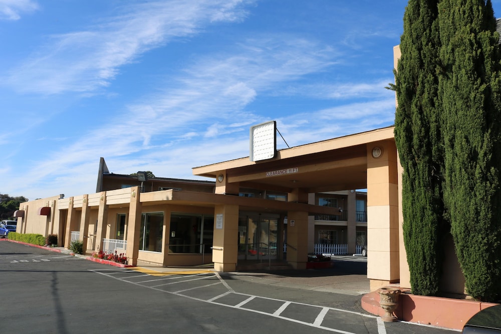 Motel6 Vallejo, CA - Napa Valley in VALLEJO - CA