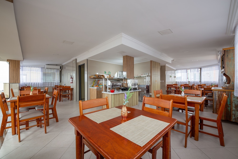 Slim Hotel Sao Jose Zion 48/64