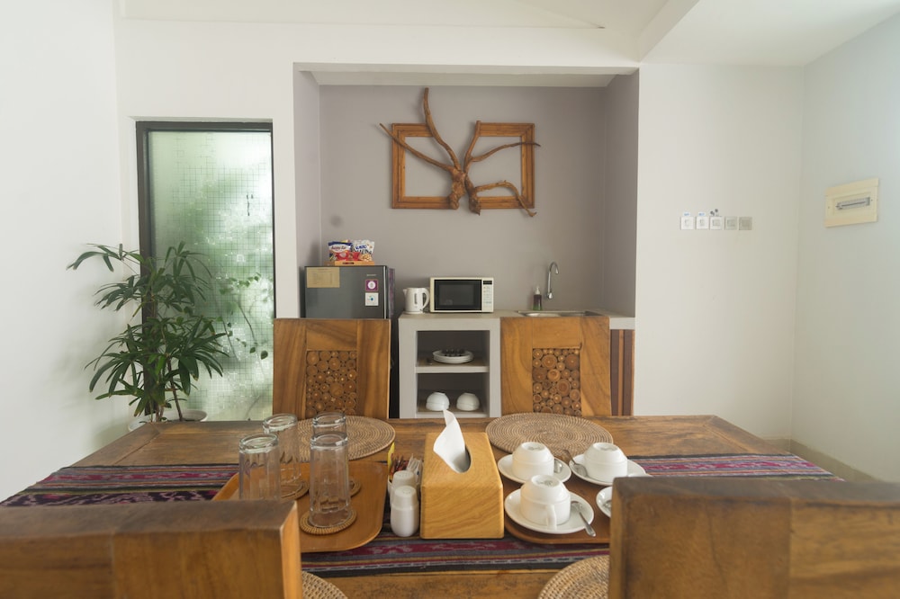 Gili Khayangan Villas 7/64