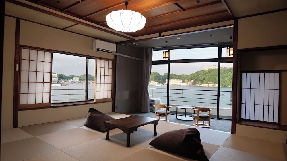 Yukai Resort Premium Koshinoyu 37/50