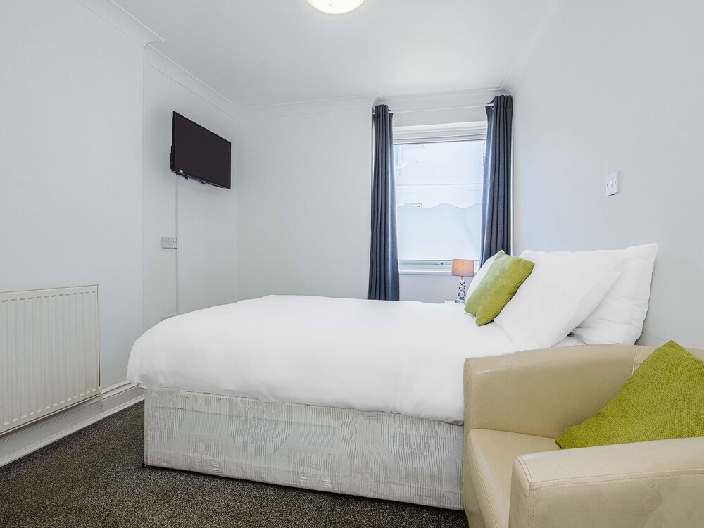 The Pier Hotel 33/80