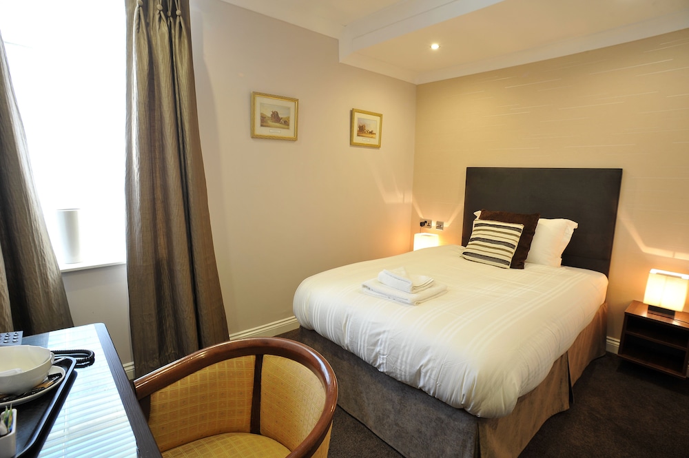 Kings Arms Hotel 15/44