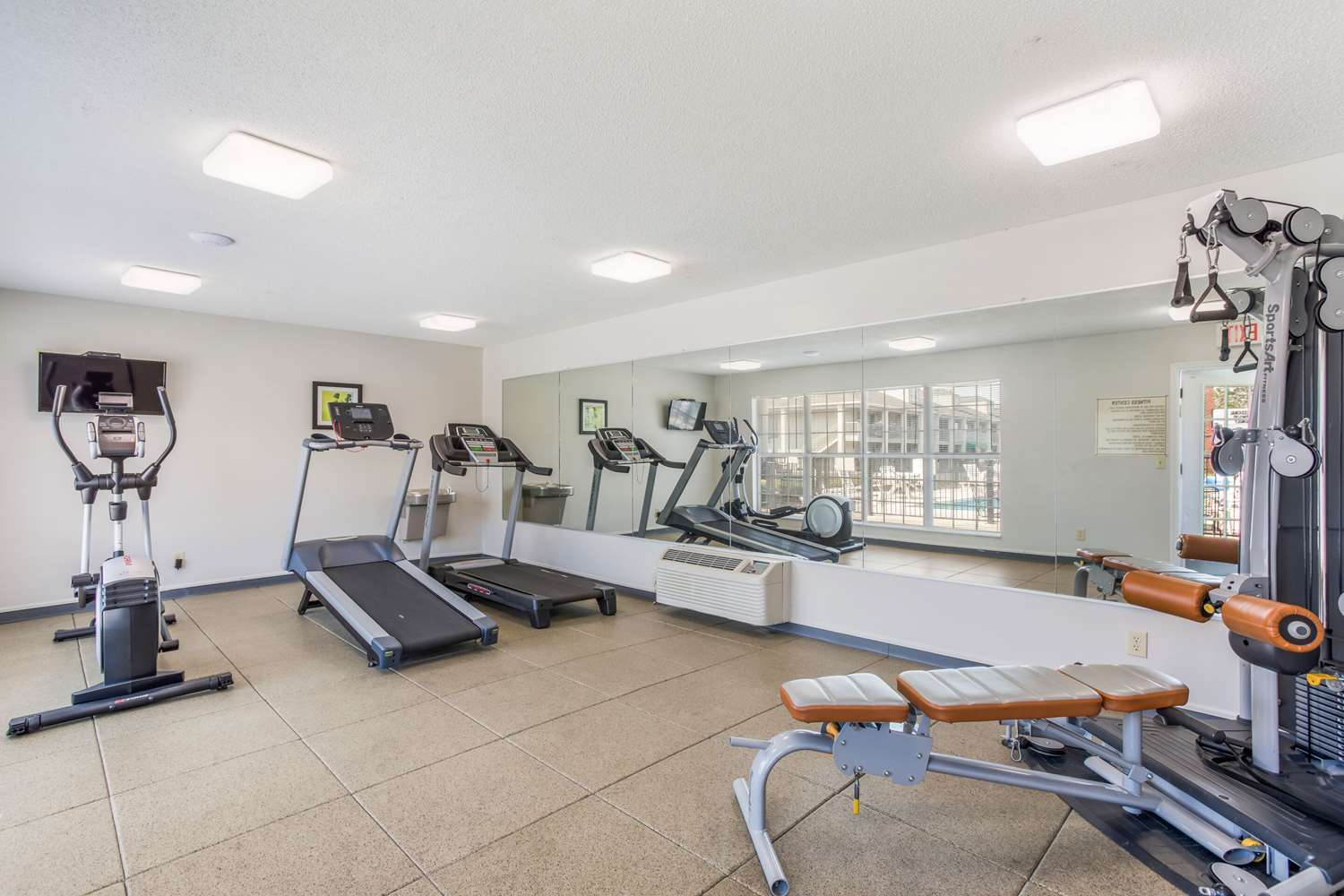 Quality Inn Gallatin-Nashville Metro 19/33